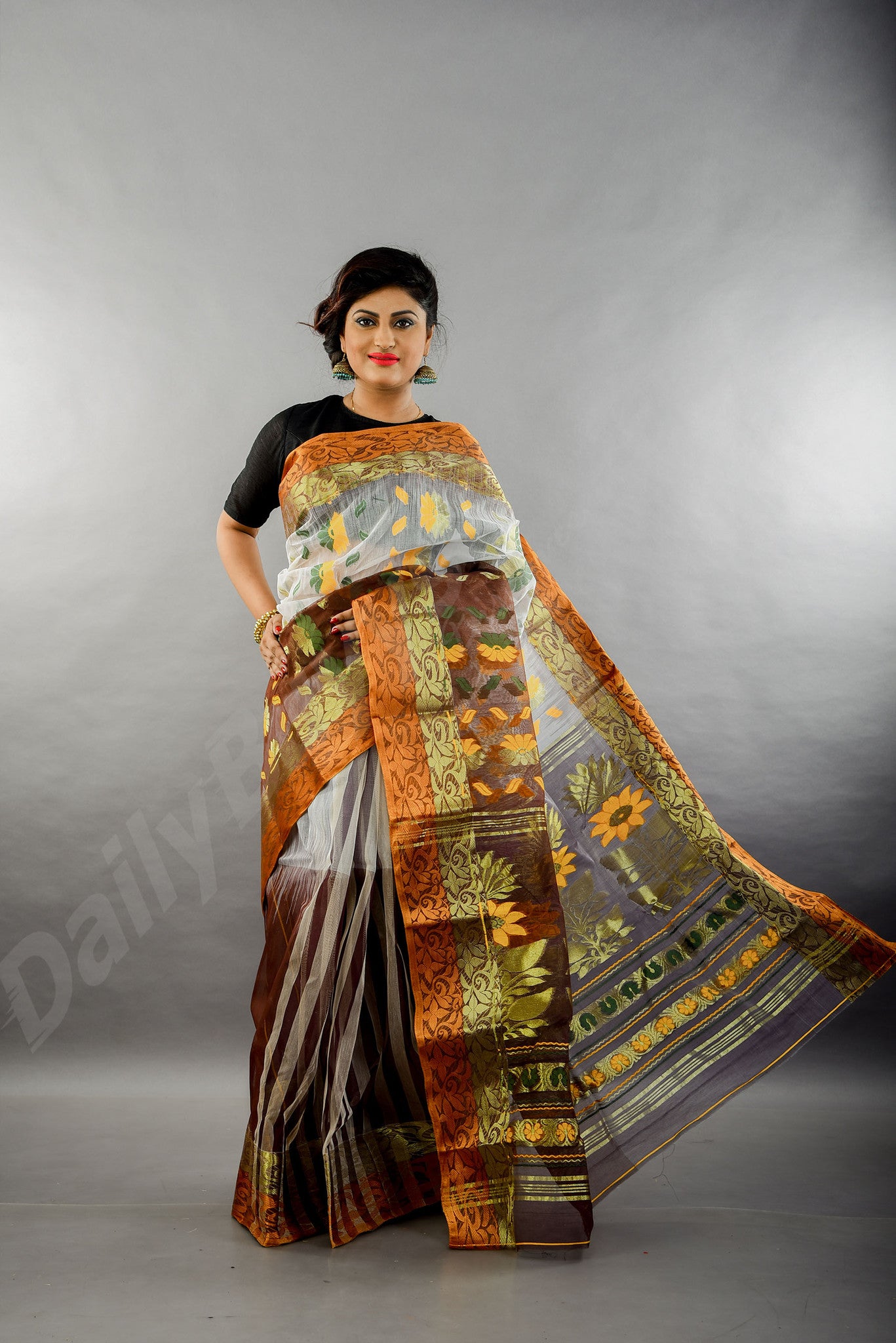 Brown Golden Dhakai Jamdani Sarees