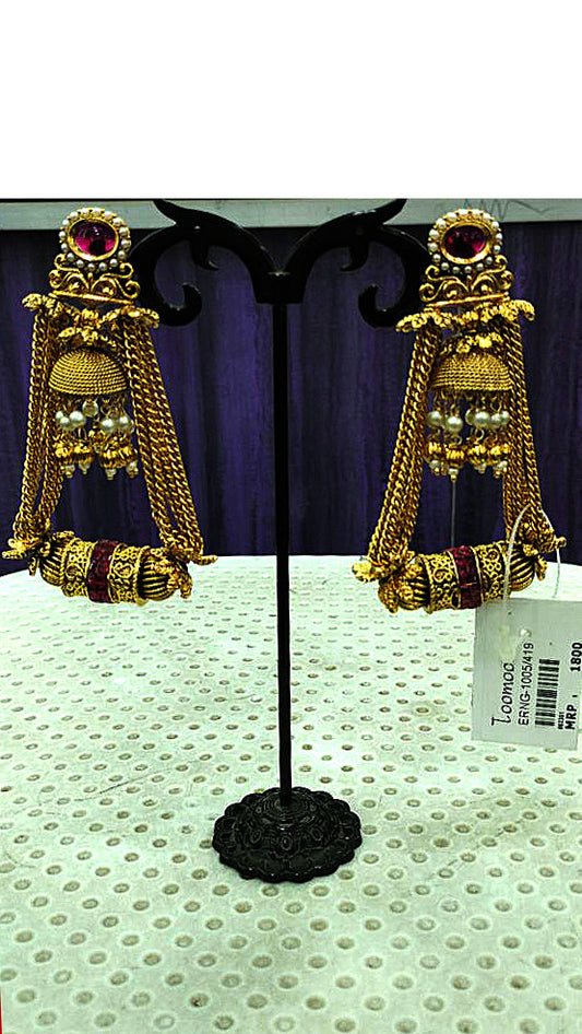 Golden red stone pearl Earrings - Dailybuyys