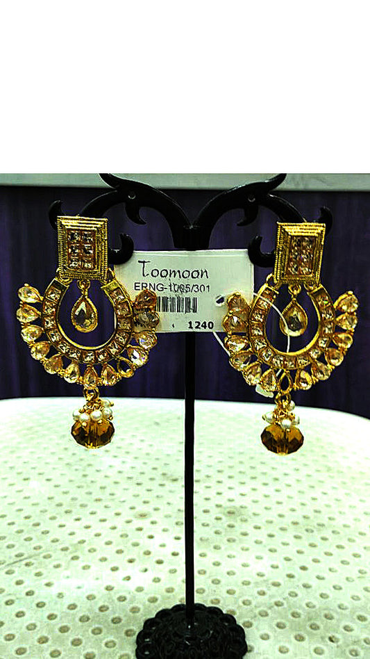 Golden white stone pearl3 Earrings - Dailybuyys