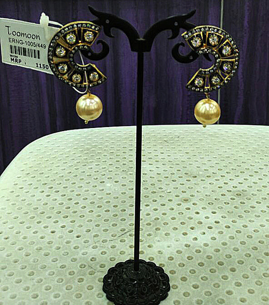 Golden black white stone2 pearl Earrings - Dailybuyys