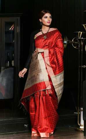 Red Handwoven Dupion Silk Sarees Get Extra 10% Discount on All Prepaid Transaction