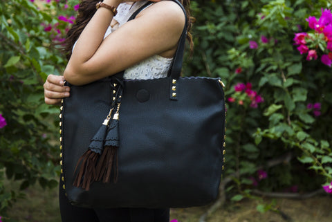 Black Bag In Bag Totes Get Extra 10% Discount on All Prepaid Transaction