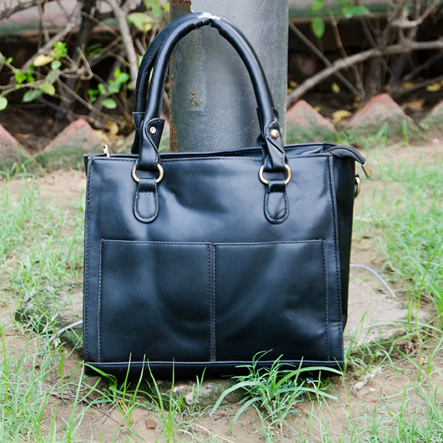 Black Hand Bags