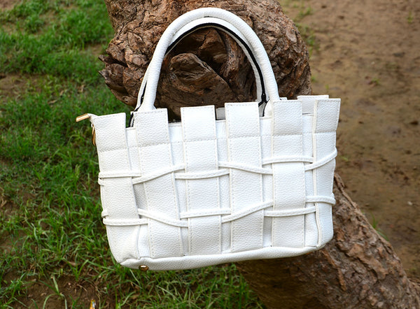 White Basket Design Handheld Hand Bags