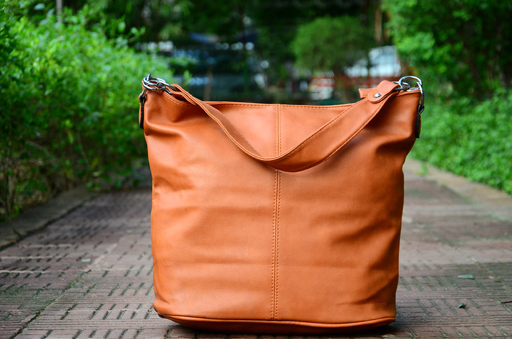 Brown Soft Leather Hobo Hand Bags