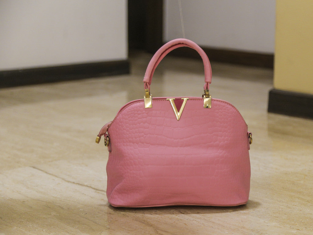 Pink Medium Crock V Hand Bags