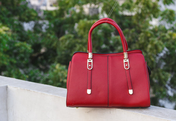 Red Plain Medium Duffle Hand Bags