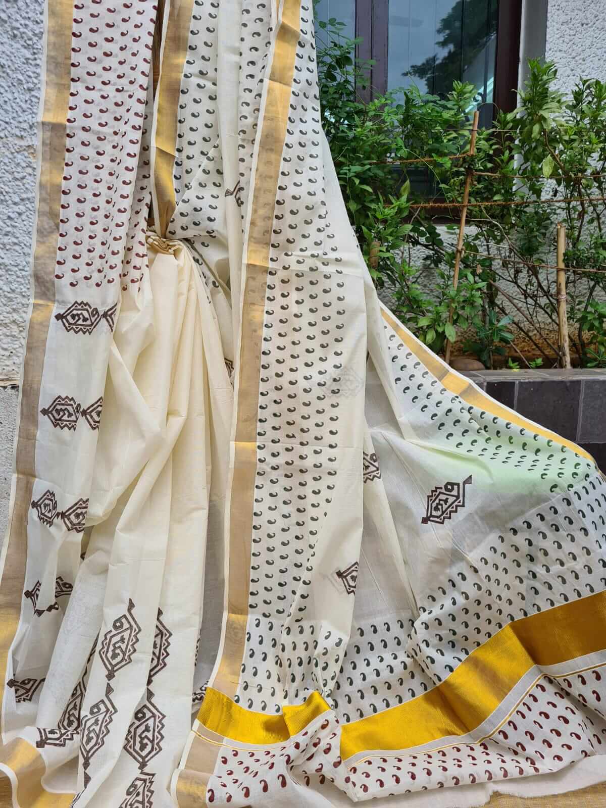 Kerala Pure Cotton Sarees (Add to Cart Get  15% Additional Discount Limited time Offer) - Dailybuyys