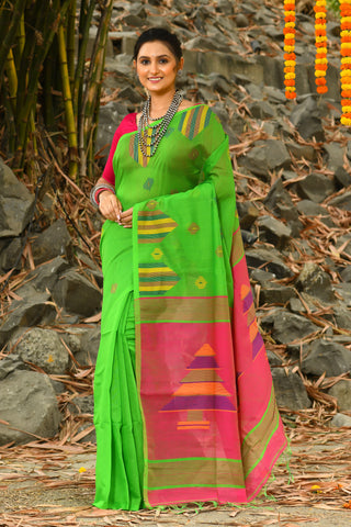 Beautiful Green Handloom Cotton Sarees Get Extra 10% Discount on All Prepaid Transaction