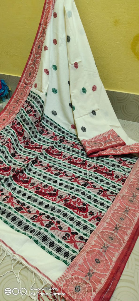 Beige Red Bengal Handloom Khadi Sarees Get Extra 10% Discount on All Prepaid Transaction