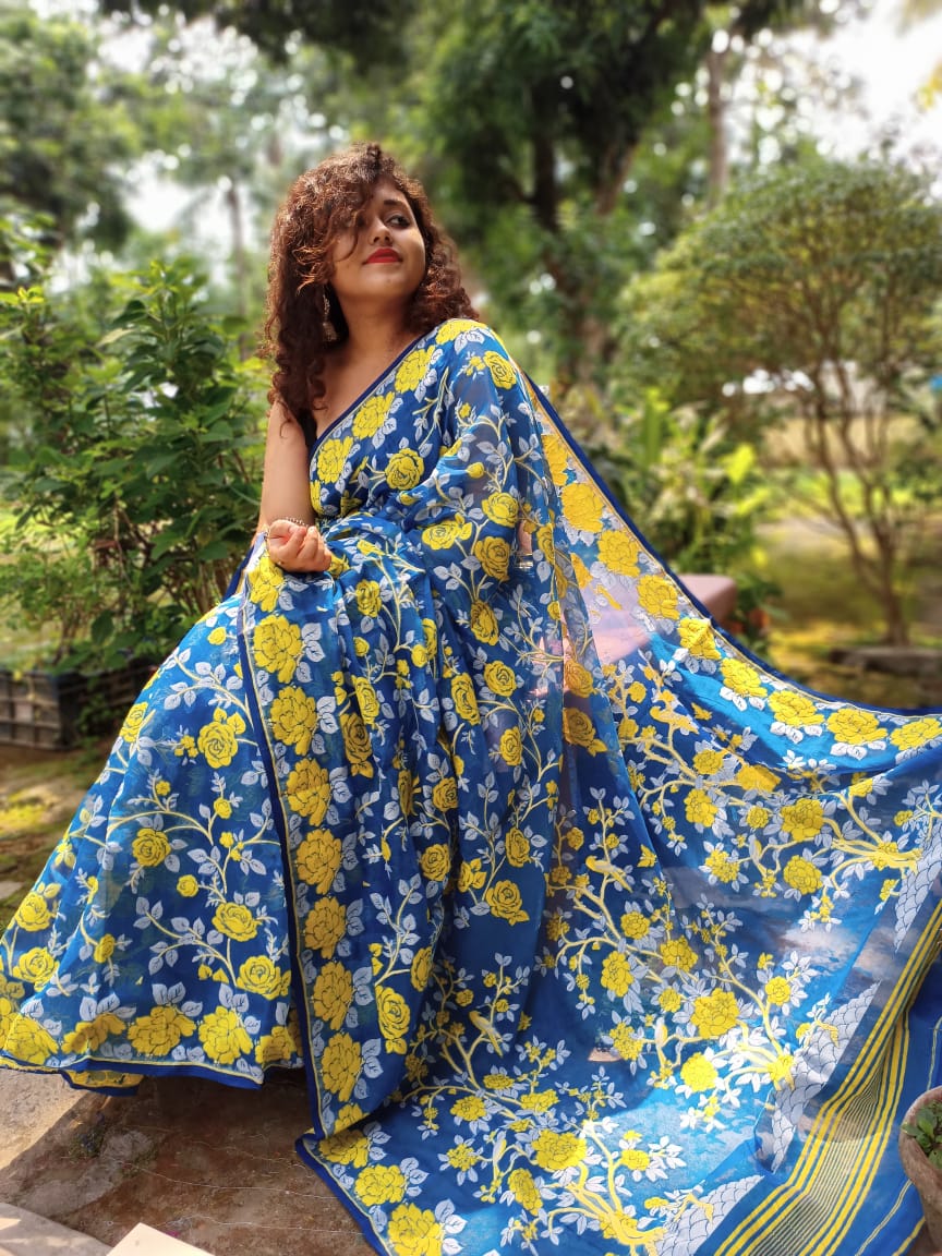 Blue And Yellow Rose Printed Pure Pure Cotton Pure Pure Cotton Dhakai Jamdani Sarees