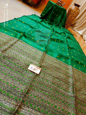 Parakeet Green Matka Silk Designer Jamdani Sarees Get Extra 10% Discount on All Prepaid Transaction