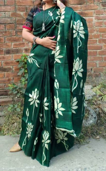 Deep Green And White Hand Painted Pure Silk Mark Certified Bishnupuri Silk Sarees