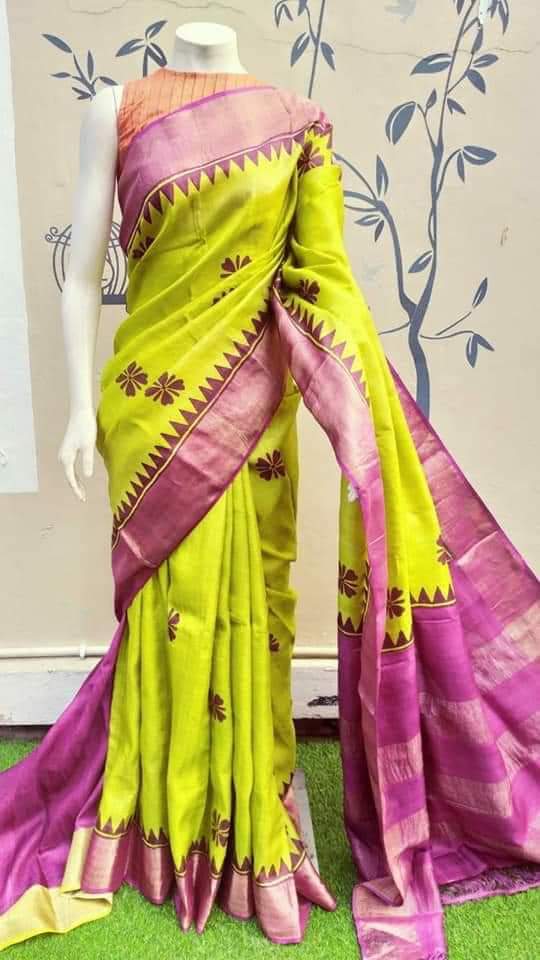 Wedding silk sarees 👗 on Instagram: “Gorgeous in yellow red border  Kanchipuram saree 😍 . Makeup by @shoshanks_makeup .… | Saree, Wedding silk  saree, Saree wedding