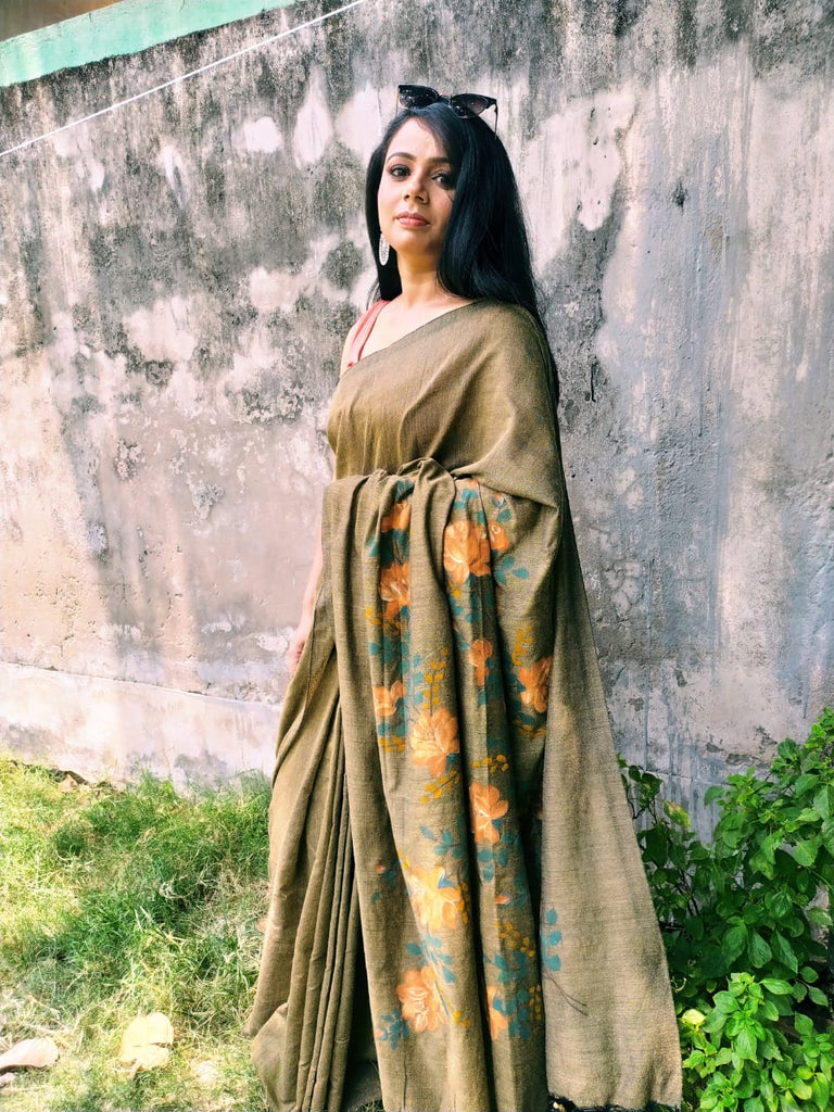 Beige Pure Cotton Handloom Hand Painted Saree Get Extra 10% Discount on All Prepaid Transaction