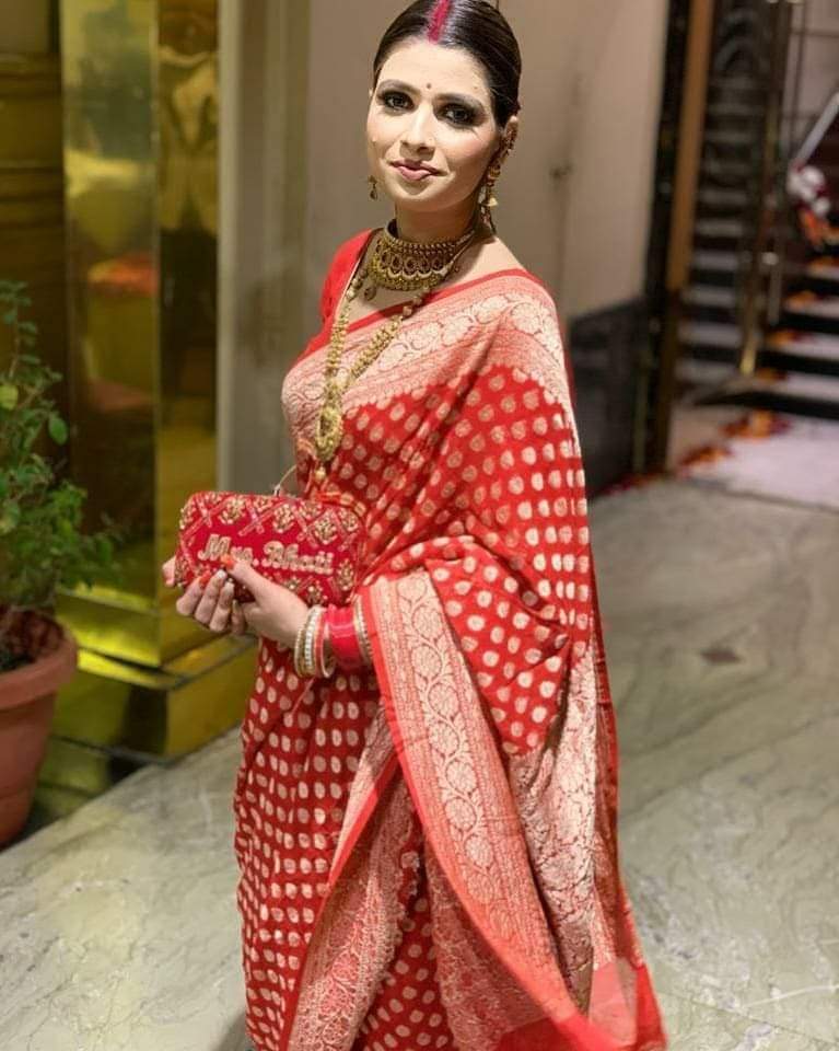 Designer Banarasi Linen Party Wear Sarees Get Extra 10% Discount on All Prepaid Transaction
