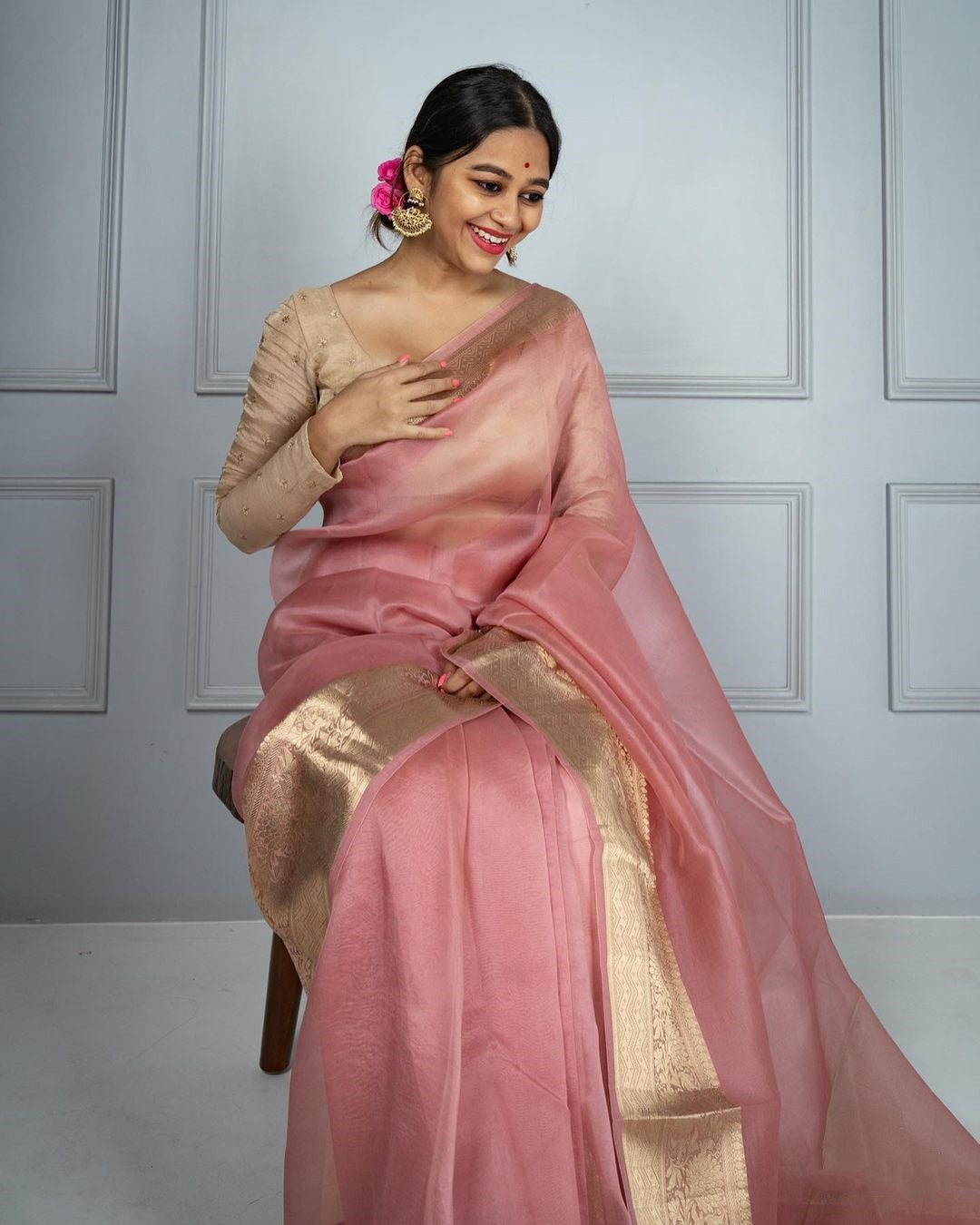 Golden Woven Designer Benarasi Organza Sarees - Dailybuyys