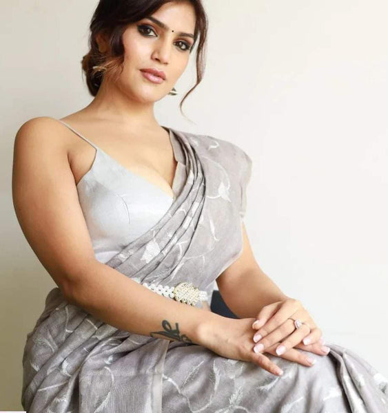 Kajal Aggarwal Girl Model Is Wearing Peach Ash Color Dress Girls, HD  wallpaper | Peakpx
