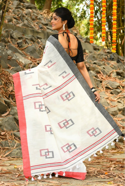 Beautiful White Handloom Cotton Sarees