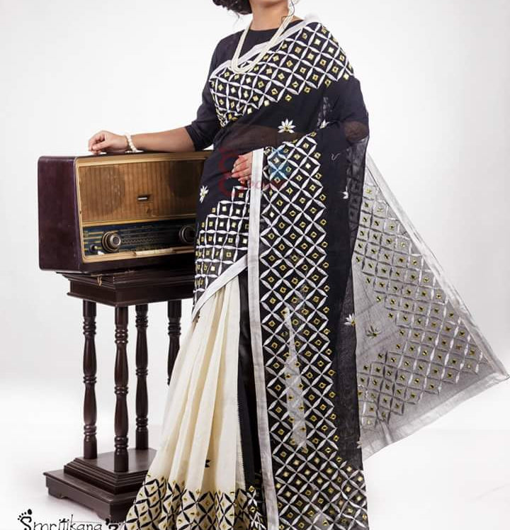 Black Kachiwork Bangladesi Silk Mark Certified Muslin Resom Silk Sarees - Dailybuyys