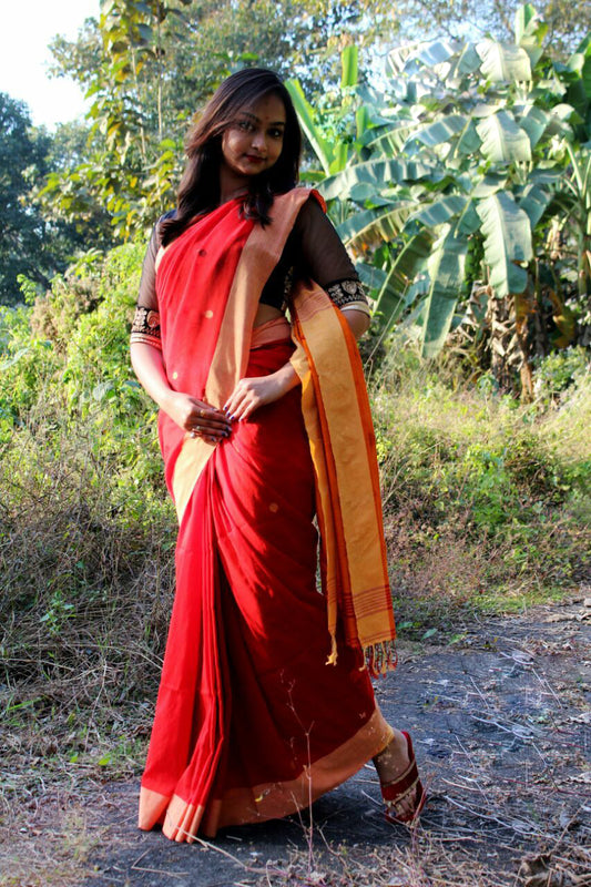 Red Pure Linen Sarees - Dailybuyys