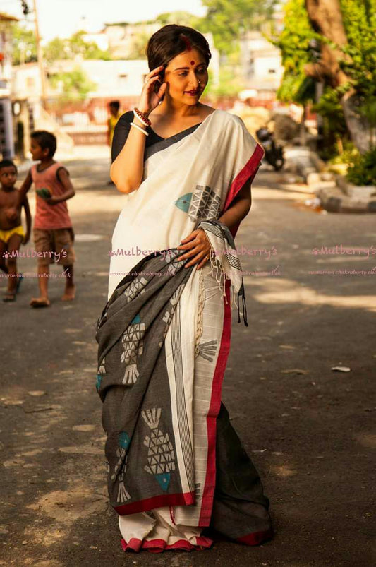 White Pure Cotton Silk Sarees - Dailybuyys