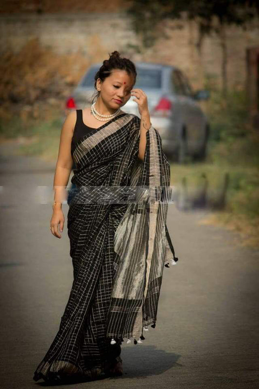 Black Pure Linen Sarees - Dailybuyys