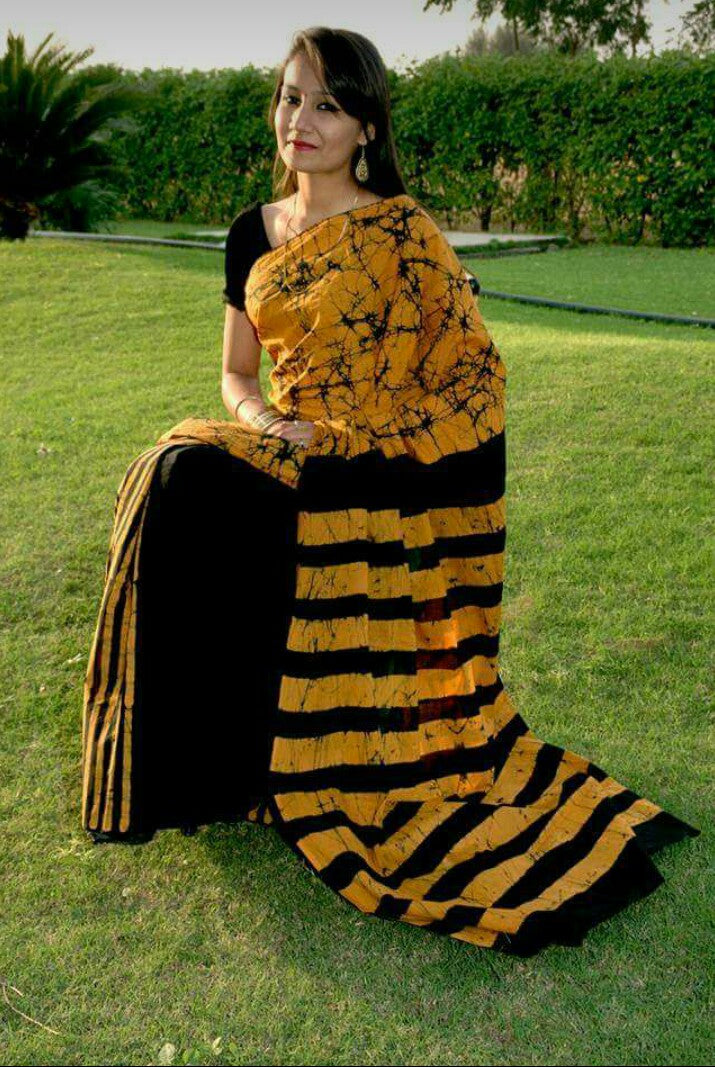 Yellow Black Mulmul Batik Sarees Get Extra 10 Discount on All