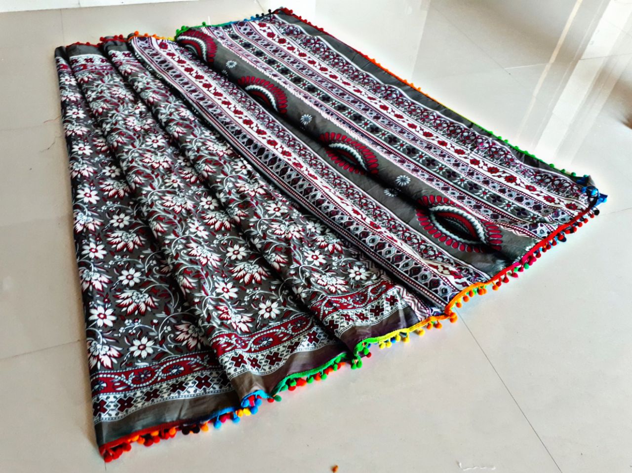Blue Bagru Printed Pure Cotton Sarees - Dailybuyys