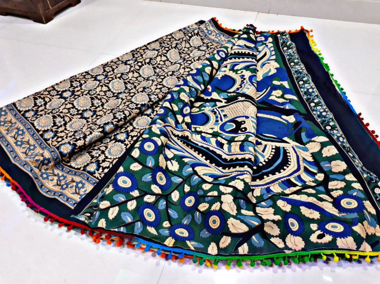 Blue Bagru Printed Pure Cotton Sarees - Dailybuyys