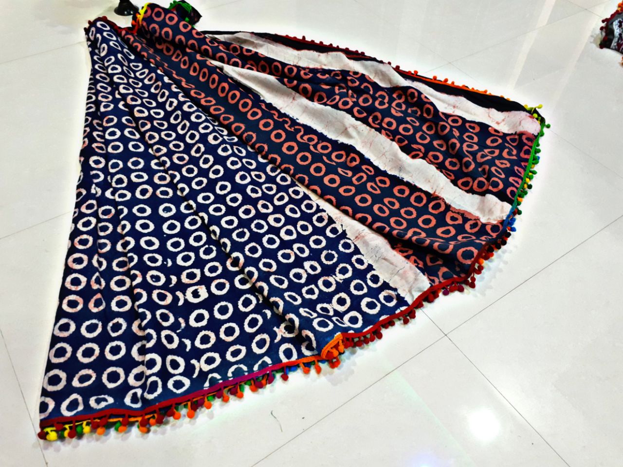 Blue Bagru Printed Pure Cotton Sarees - Dailybuyys