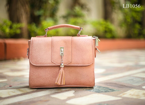 Pink Hand Bags Get Extra 10% Discount on All Prepaid Transaction