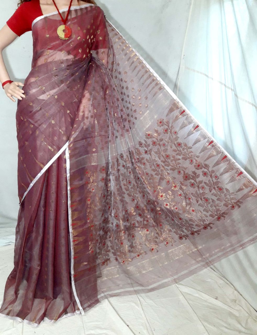 Maroon Jamdani Sarees - Dailybuyys