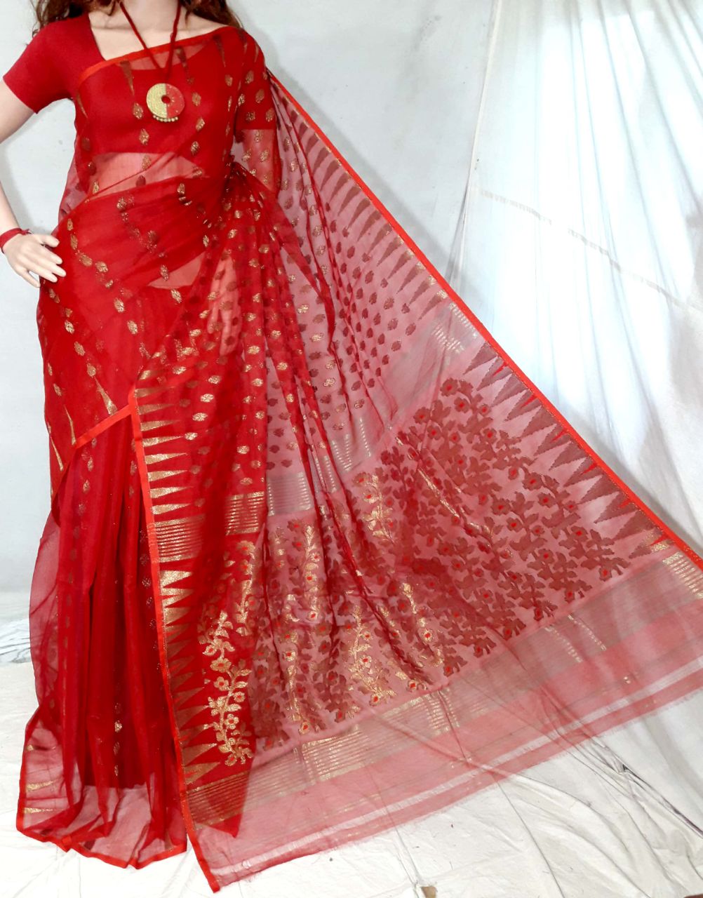 Red Jamdani Sarees - Dailybuyys