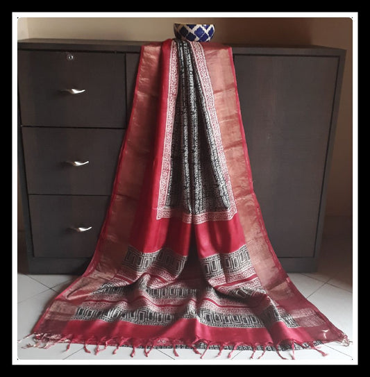 Red Black  Zari Glamour  Zari Border Pure Silk Mark Certified Tussar Silk Sarees - Dailybuyys
