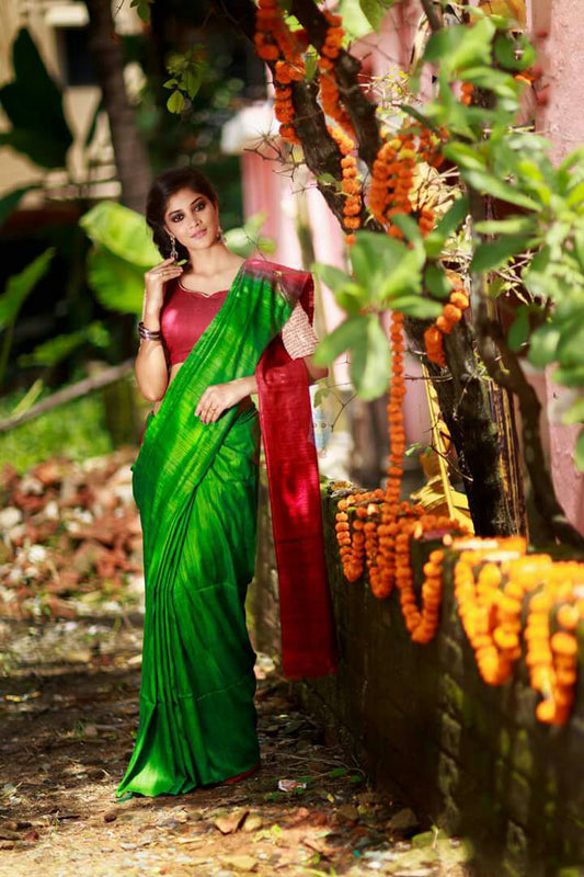 Green Red Pure Silk Mark Certified Tussar Silk Sarees - Dailybuyys