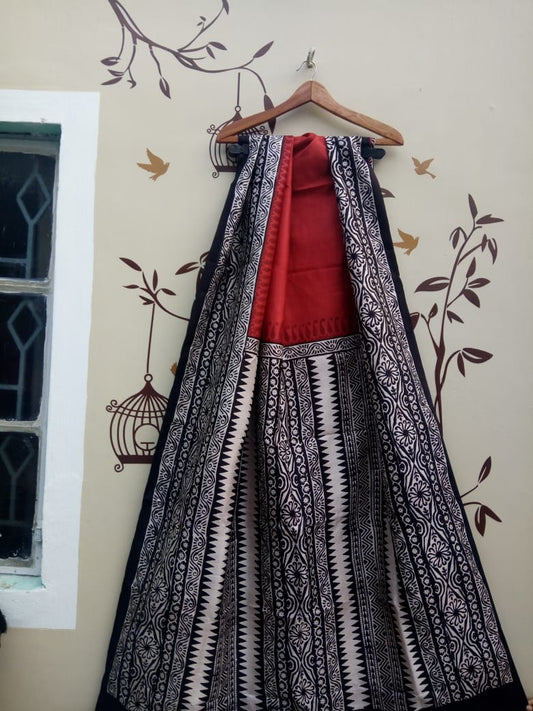 Black Red Pure Silk Mark Certified Murshidabad Silk Sarees - Dailybuyys