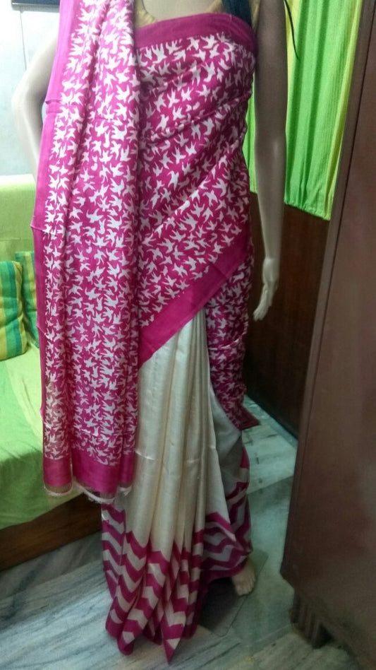 Rani White Block Printed Pure KK Silk Mark Certified Bishnupuri Silk Sarees - Dailybuyys