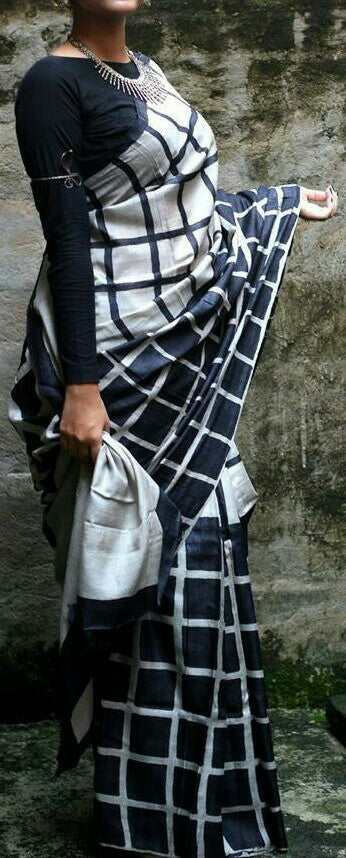 Grey Block Printed Pure KK Silk Mark Certified Bishnupuri Silk Sarees - Dailybuyys