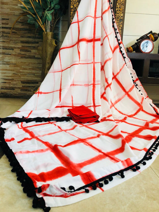 White with red square pattern Mulmul Batik Sarees - Dailybuyys