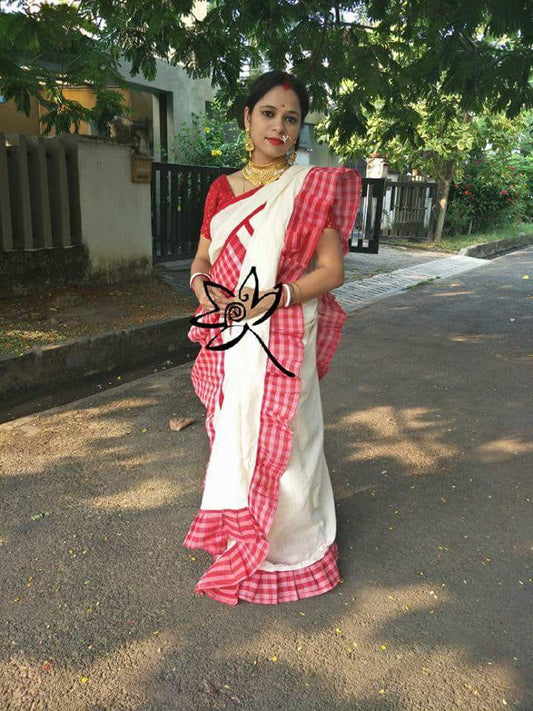 Beige Pink Bengal Handloom Khadi Sarees - Dailybuyys