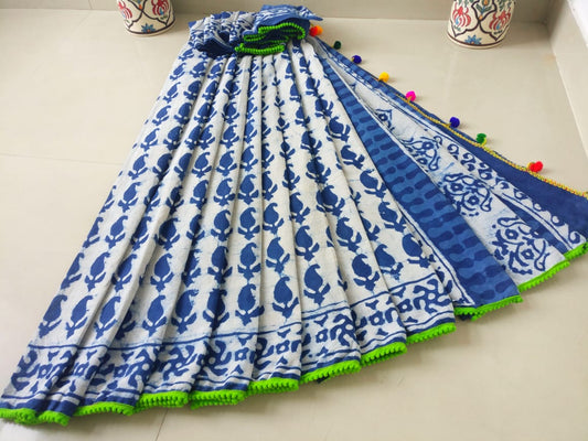 White Blue Bagru Printed Pure Cotton Sarees - Dailybuyys