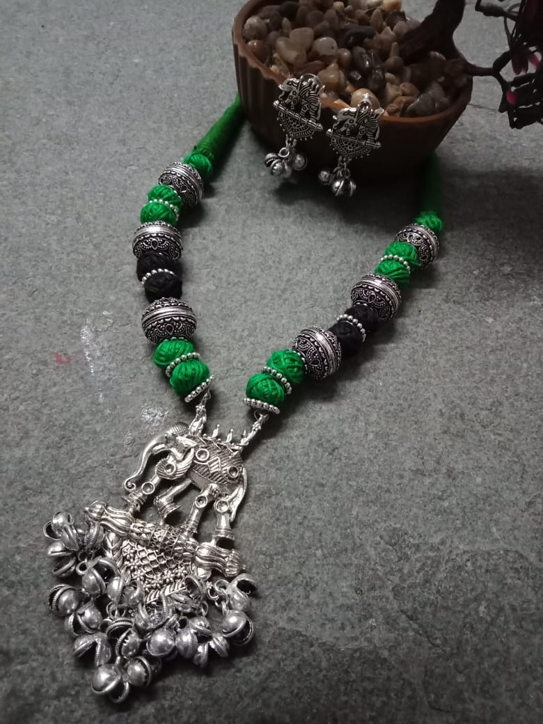 Design Necklace - Dailybuyys