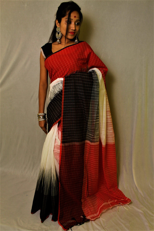 Red Black Ikkat Sarees - Dailybuyys