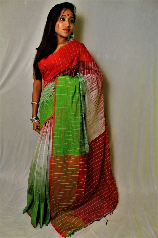 Red Green Ikkat Sarees - Dailybuyys