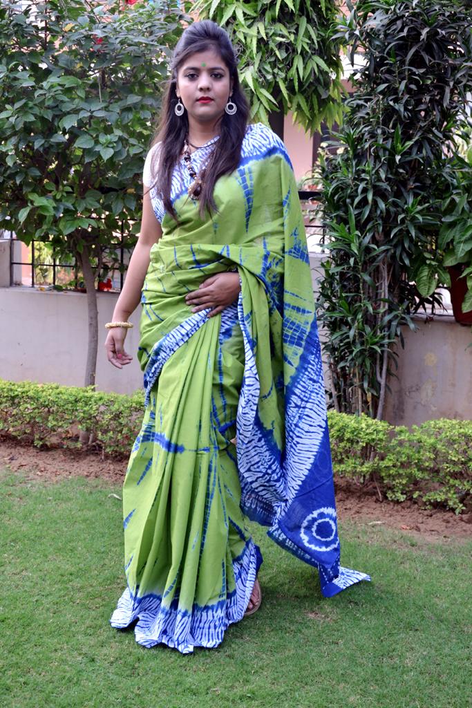Green Blue Mulmul Batik Sarees - Dailybuyys