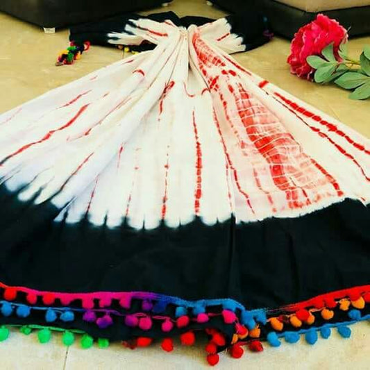 White Black Mulmul Batik Sarees - Dailybuyys