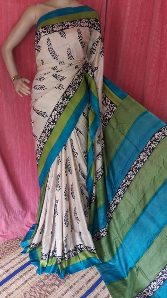 Beige Blue Block Printed Pure Silk Mark Certified Bishnupuri Silk Sarees - Dailybuyys