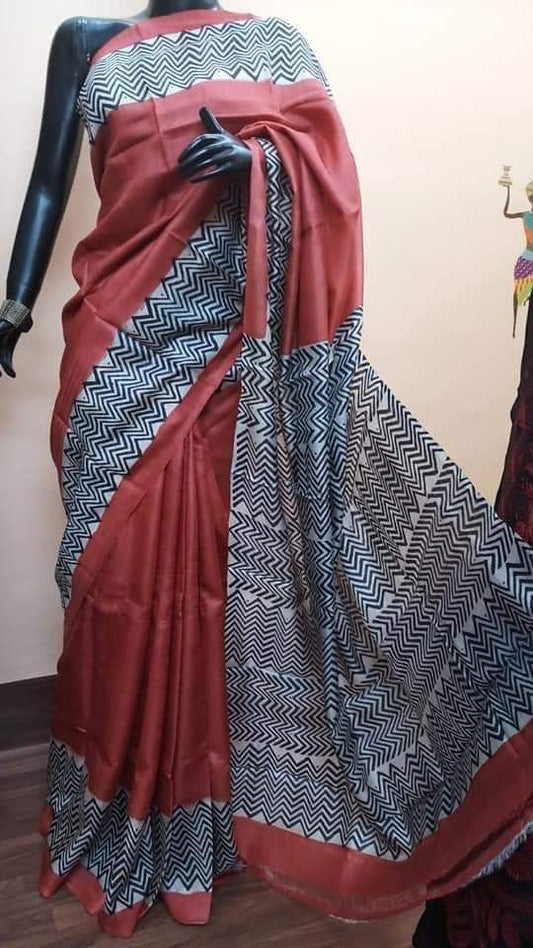 Red Block Printed Pure Silk Mark Certified Bishnupuri Silk Sarees - Dailybuyys