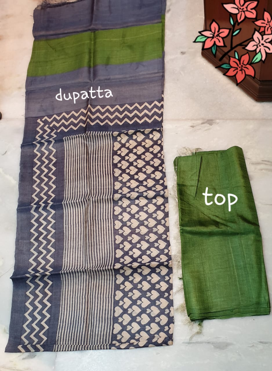 Green Block Printed Design Pure Silk Top & Dupatta - Dailybuyys